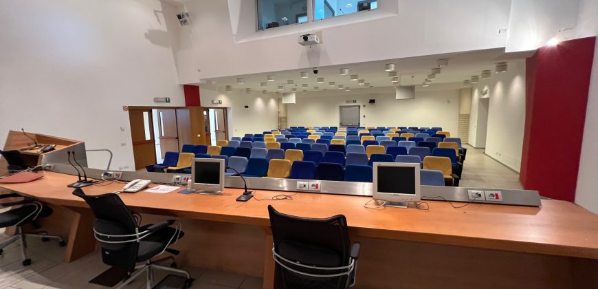 Centro Convegni Arredato