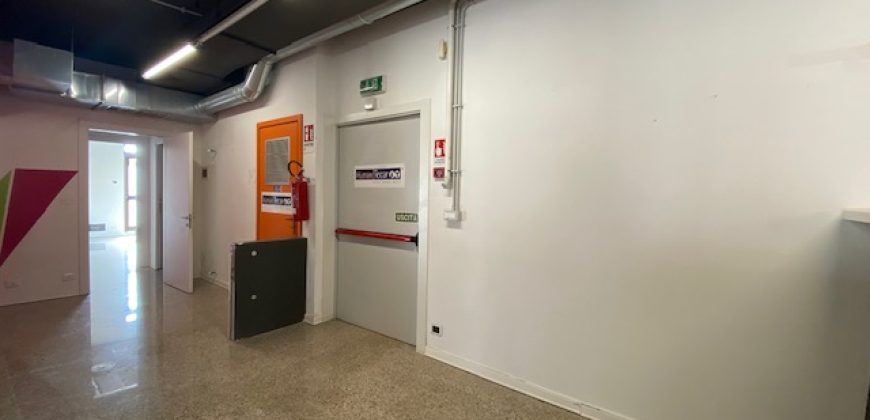 Locale Commerciale Direzionale