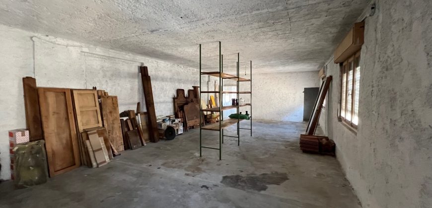 Palazzetto ad Angolo