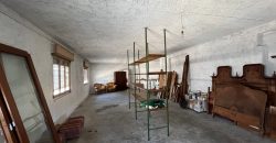 Palazzetto ad Angolo