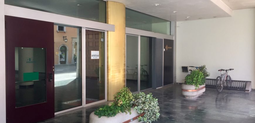 Locale Commerciale Centro Storico
