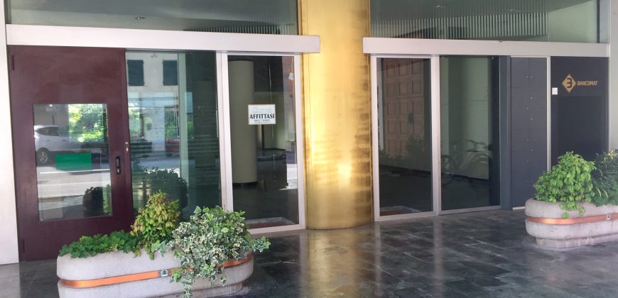 Locale Commerciale Centro Storico