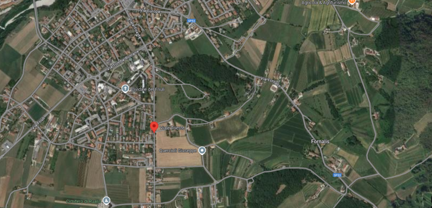 Garage in Area Condominiale Chiusa Garage in Area Condominiale Chiusa