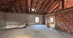 Intero Stabile Residenziale Commerciale