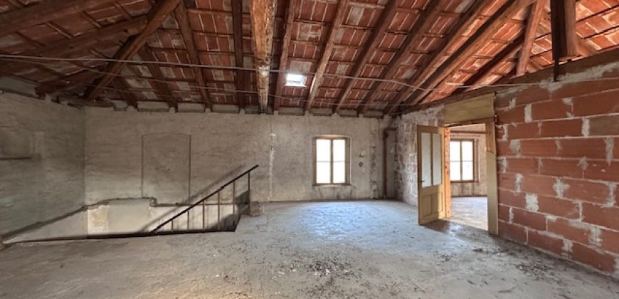 Intero Stabile Residenziale Commerciale