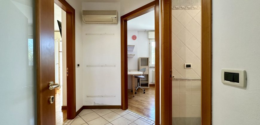 Appartamento Bicamere con Giardino a Villa Primavera