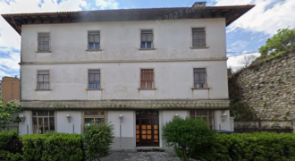 Realizzazione Esclusiva Realizzazione Esclusiva