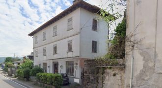 Realizzazione Esclusiva Realizzazione Esclusiva