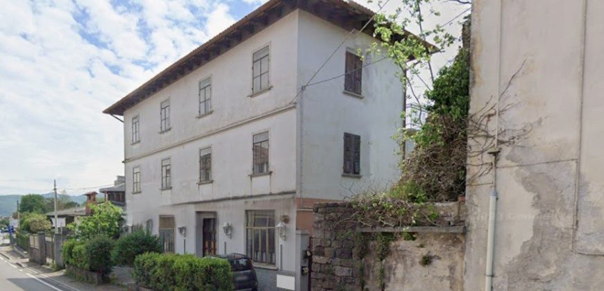 Realizzazione Esclusiva Realizzazione Esclusiva