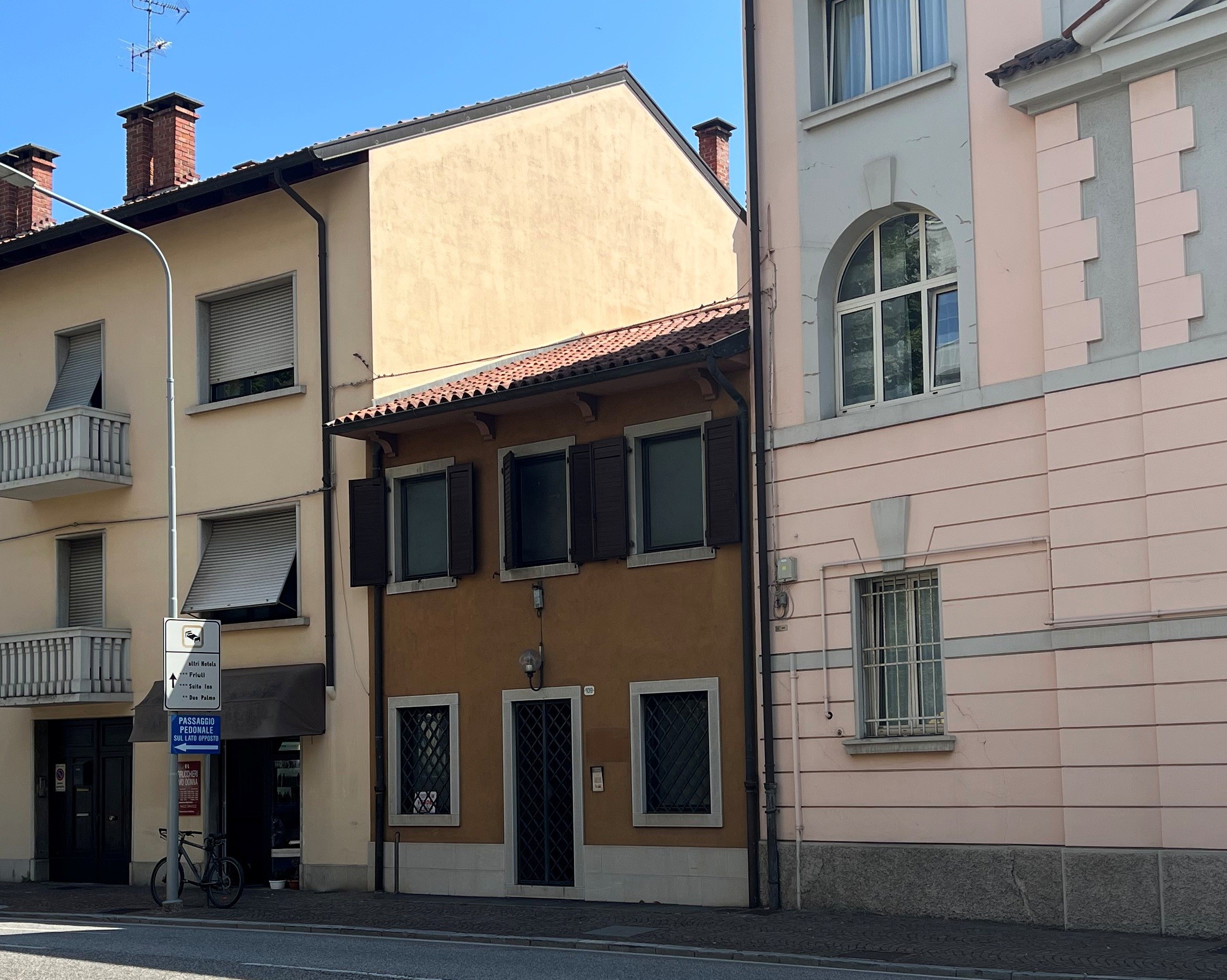 CASA IN LINEA IN CENTRO