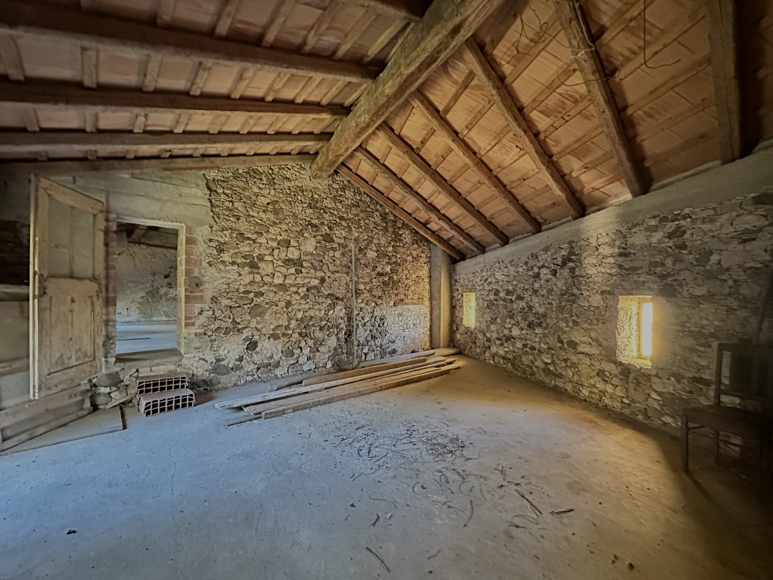 RUSTICO CON VISTA PANORAMICA