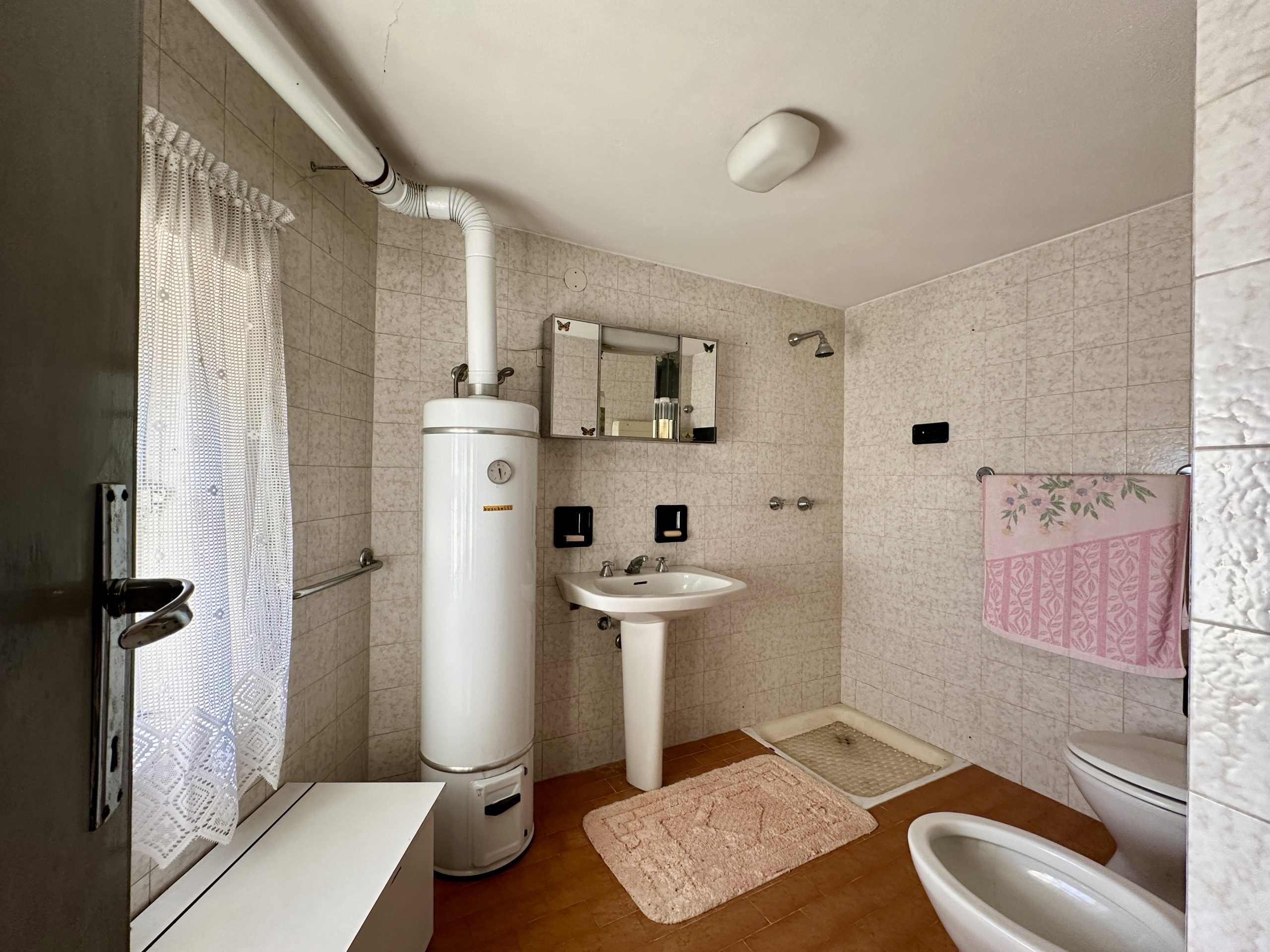 RUSTICO CON VISTA PANORAMICA