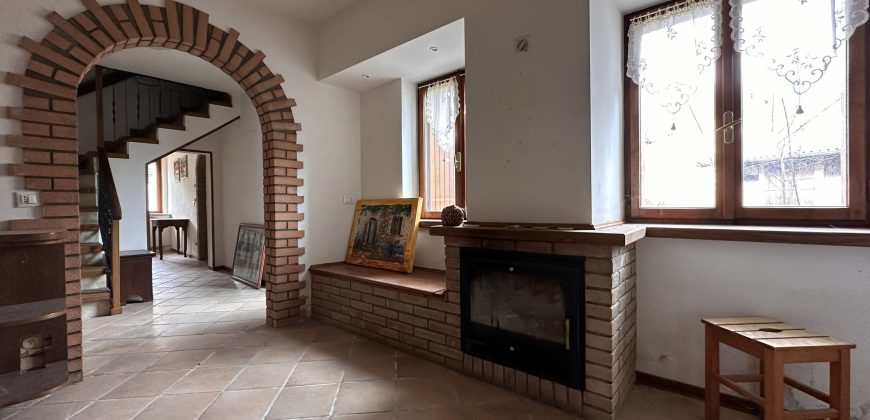Ampia Casa Indipendente