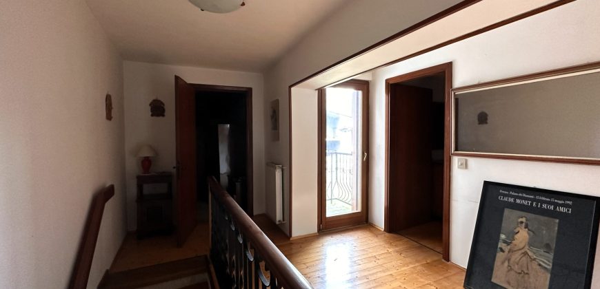Ampia Casa Indipendente