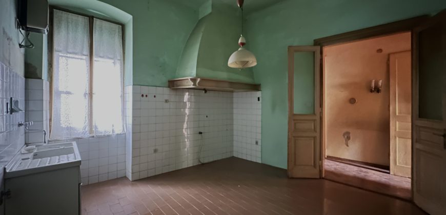 Appartamento Da Ristrutturare a Trieste