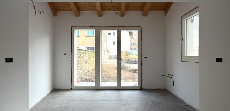 Terratetto Unifamiliare in Vendita