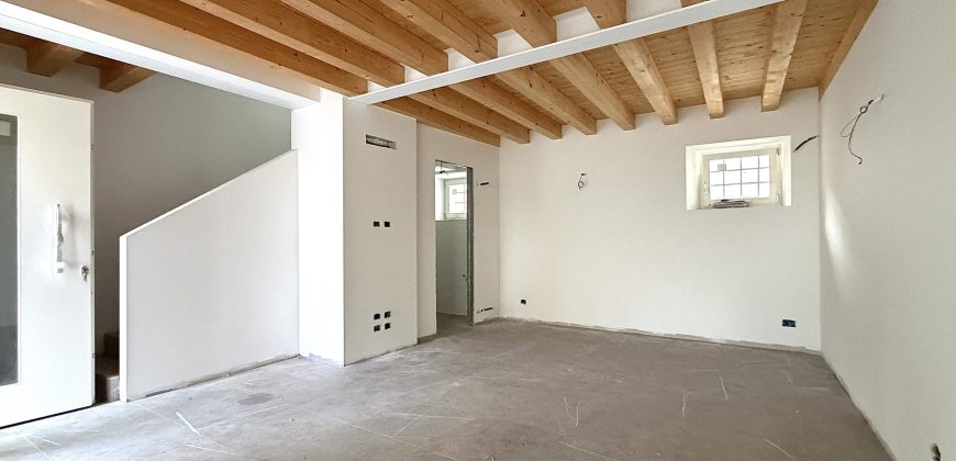 Terratetto Unifamiliare in Vendita