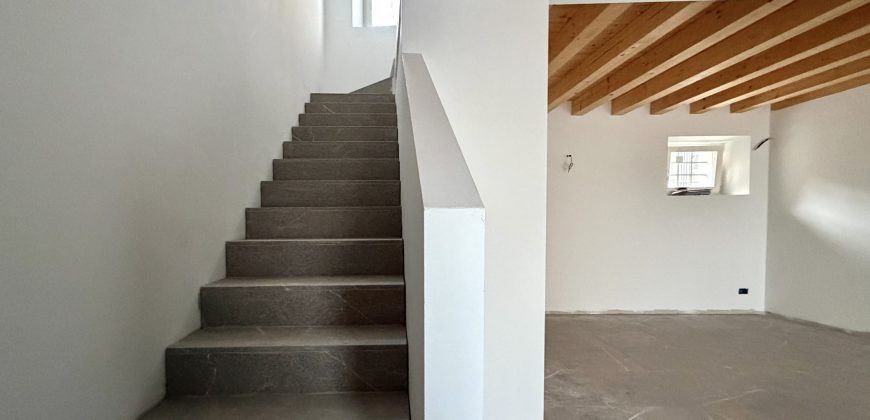 Terratetto Unifamiliare in Vendita