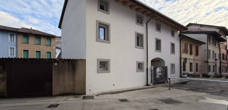 Terratetto Unifamiliare in Vendita