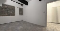 Tricamere In Centro Con Corte Privata