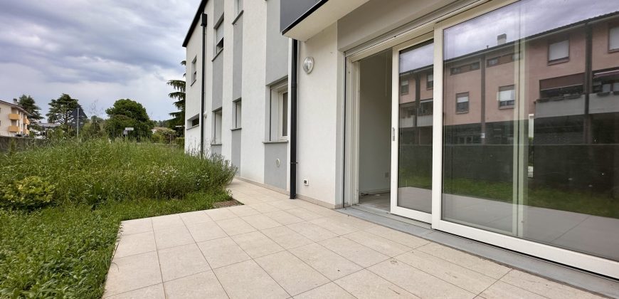 Tricamere con Giardino