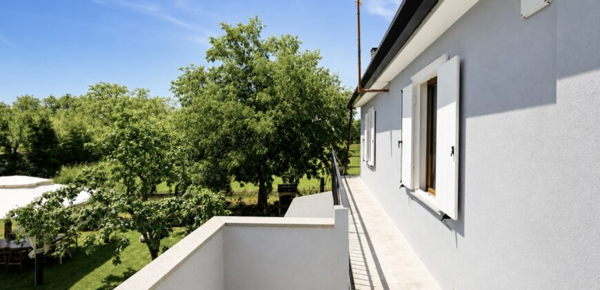Villa unifamiliare con giardino
