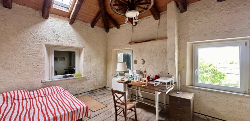 Ampia Casa Storica Con Giardino