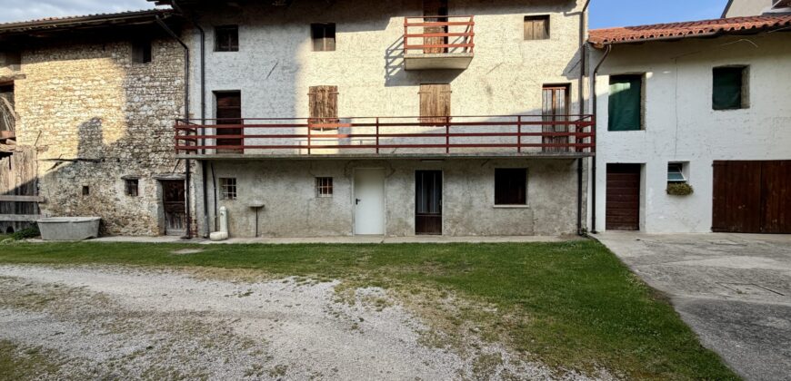 Casale Da Ristrutturare