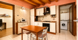 Casa Indipendente In Corte Condominiale