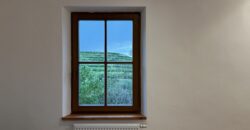 Proprietà In Collina