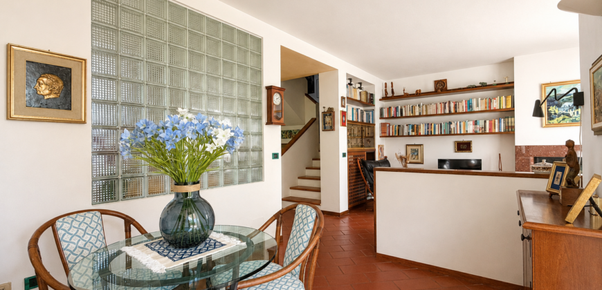 Villa In Bifamiliare A Pradamano
